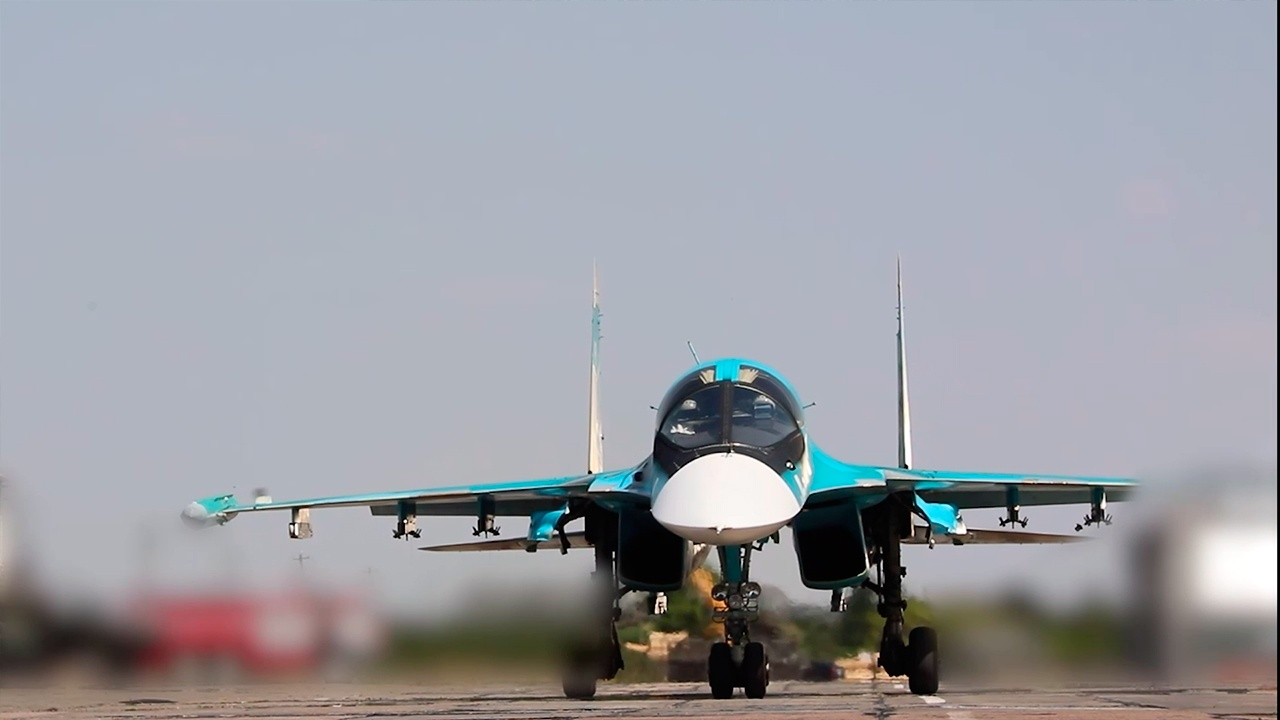 Экипаж Су-34 нанес удар по пункту временной дислокации ВСУ в зоне СВО