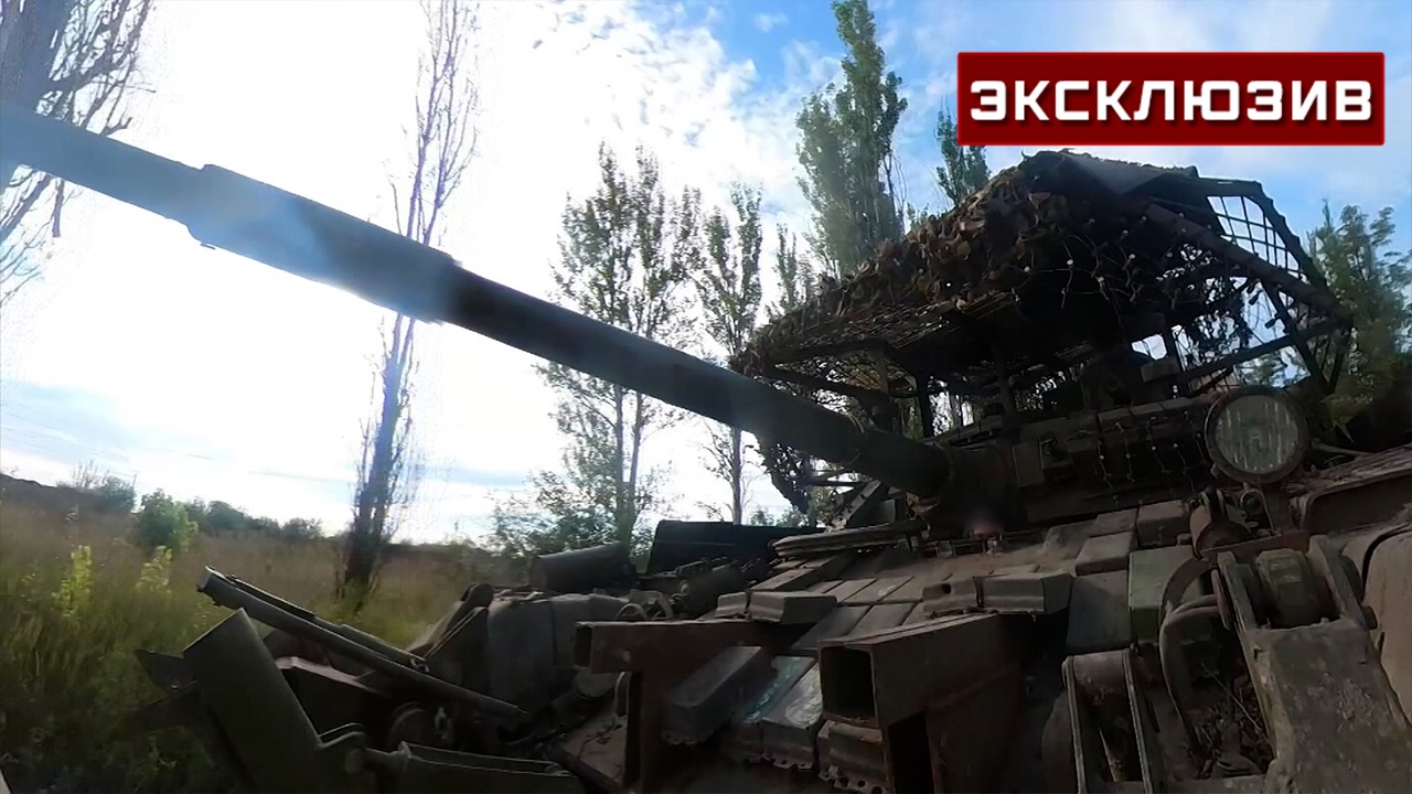 Мехвод Т-80 рассказал, как он вышел из-под обстрела на бешеной скорости Мехвод Т-80 рассказал, как он вышел из-под обстрела на бешеной скорости