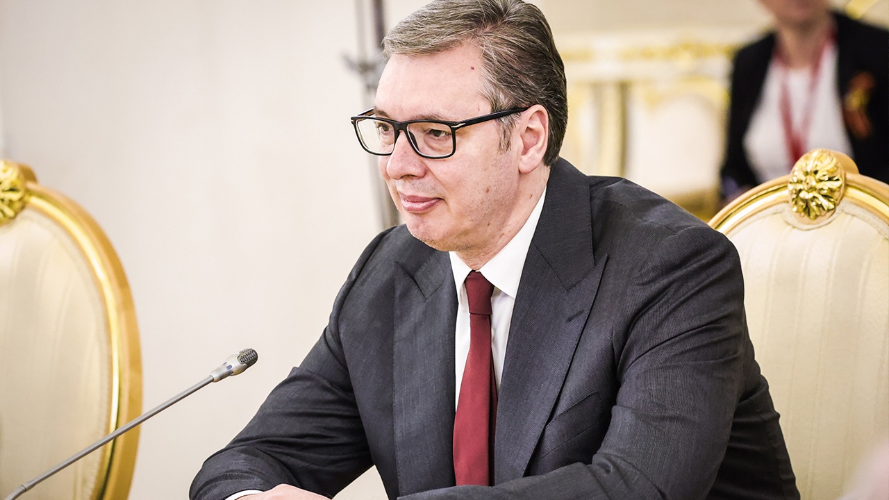 Вучич заявил, что не будет менять конституцию и выдвигаться в президенты Вучич заявил, что не будет менять конституцию и выдвигаться в президенты