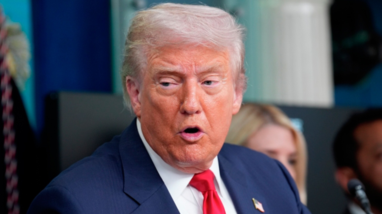 Трамп оценил вероятность успеха встречи с Путиным в 75%
