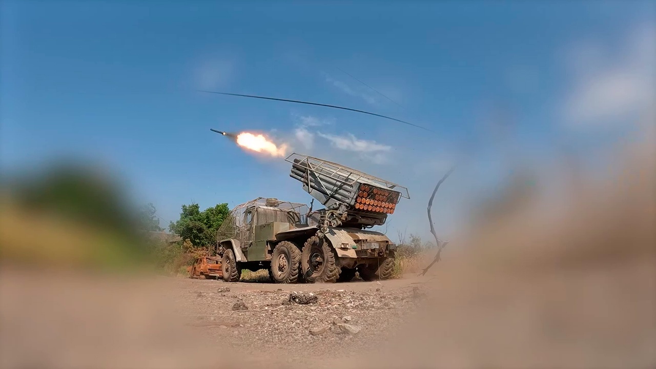 «Грады» поразили скопление боевиков ВСУ к западу от Часова Яра