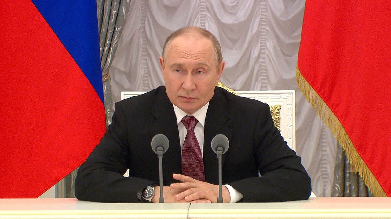 Путин назвал своевременным и весьма полезным визит на Аляску