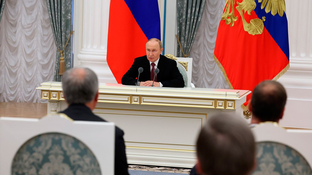 Путин заявил, что разговор с Трампом приблизил к нужным решениям по Украине