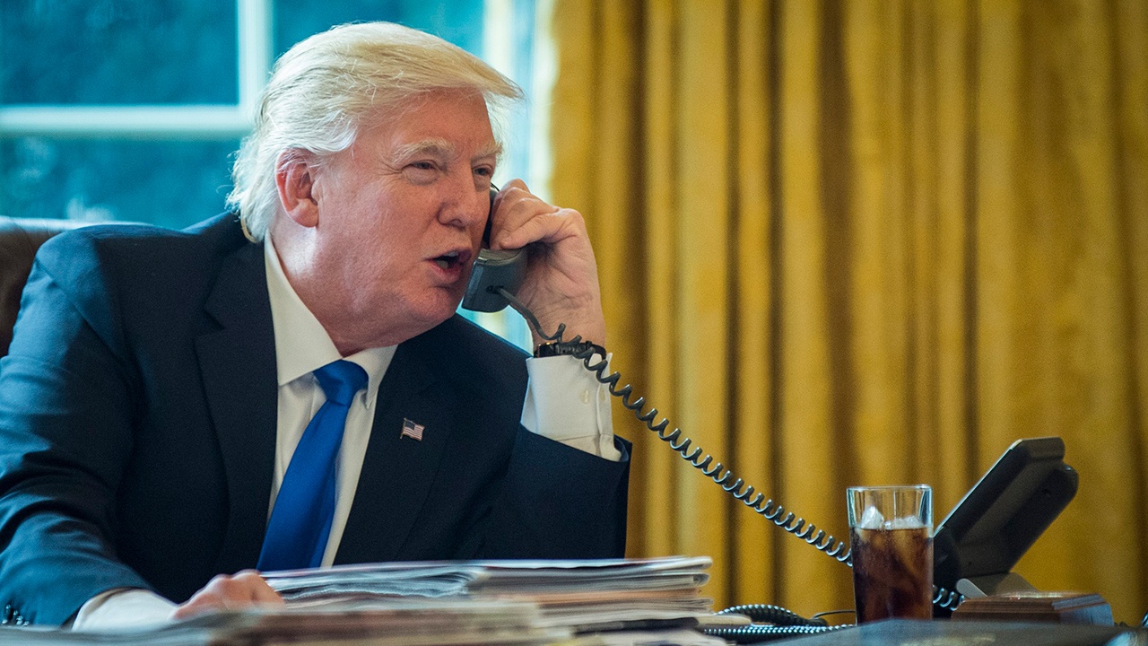 Bloomberg: Трамп позвонил Виктору Орбану