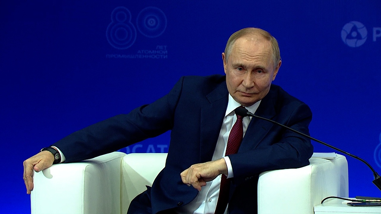 Путин заявил о «свете в конце туннеля» в отношениях России и США Путин заявил о «свете в конце туннеля» в отношениях России и США