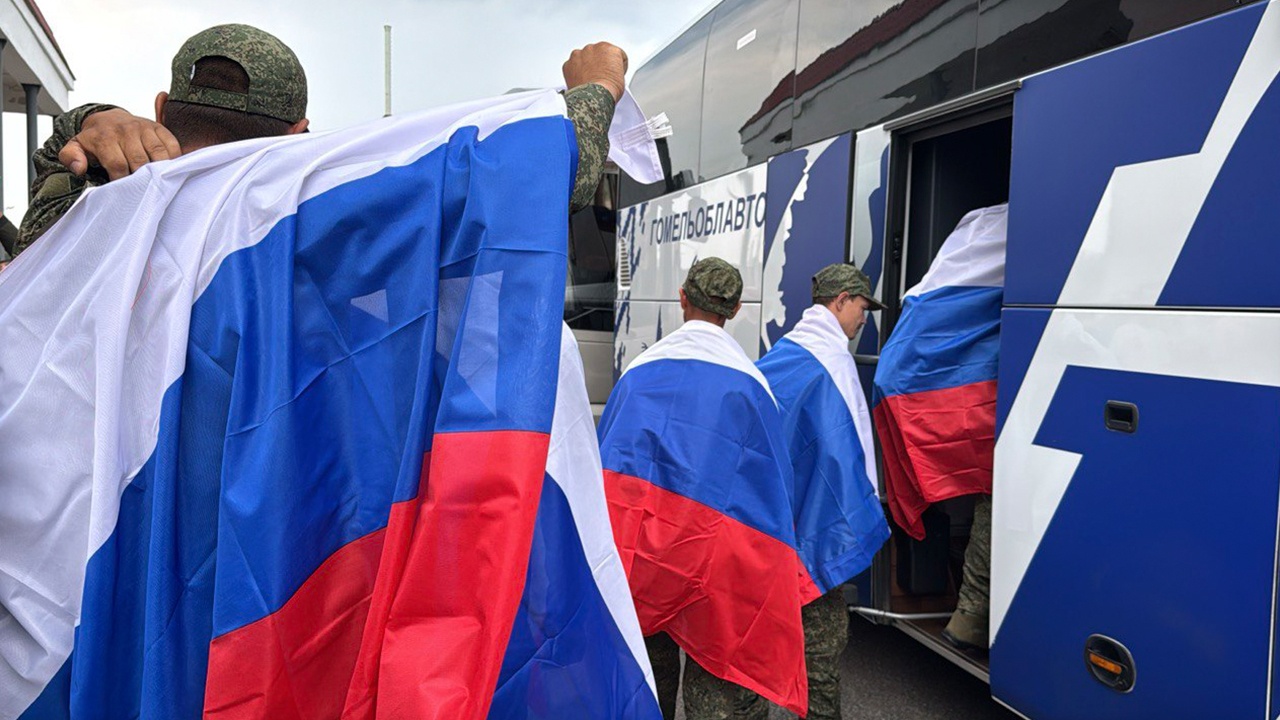 Россия и Украина обменялись военнопленными по формуле 146 на 146 Россия и Украина обменялись военнопленными по формуле 146 на 146