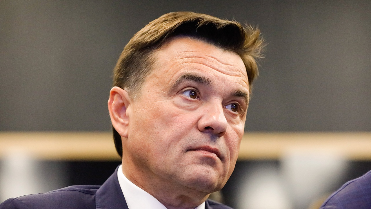 Воробьев: живое общение сохранится при внедрении ИИ в соцпроекты Подмосковья Воробьев: живое общение сохранится при внедрении ИИ в соцпроекты Подмосковья