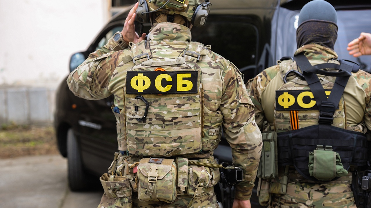 ФСБ предотвратила поджог самолета в аэропорту Владикавказа ФСБ предотвратила поджог самолета в аэропорту Владикавказа