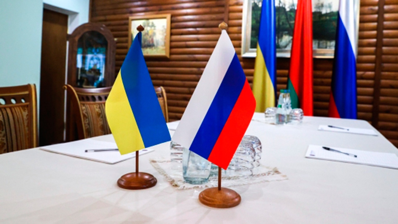 Песков: РФ сохраняет настрой на урегулирование конфликта на Украине дипломатией Песков: РФ сохраняет настрой на урегулирование конфликта на Украине дипломатией