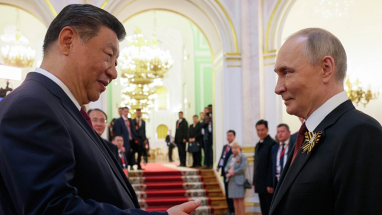 Ушаков: Путин и Си проведут встречу в Пекине «за чашкой чая» Ушаков: Путин и Си проведут встречу в Пекине «за чашкой чая»