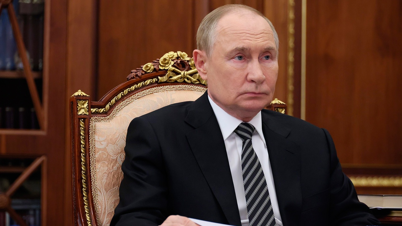 Путин: на Западе пытаются извратить историю Второй мировой войны Путин: на Западе пытаются извратить историю Второй мировой войны