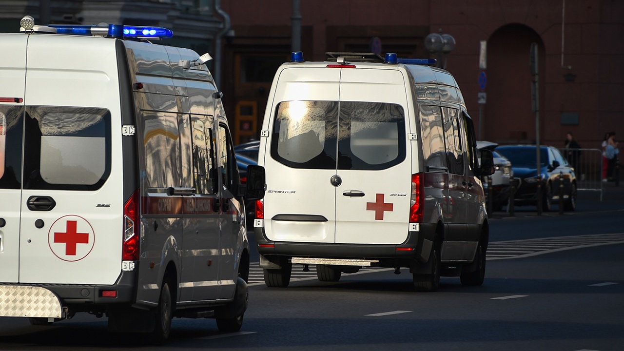 БПЛА атаковал автомобиль депутата в Херсонской области БПЛА атаковал автомобиль депутата в Херсонской области