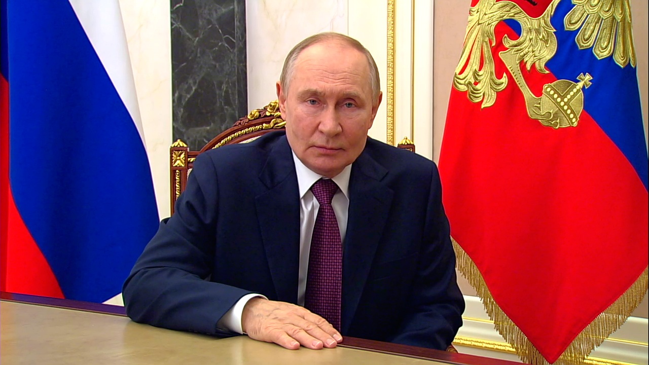 Путин поздравил россиян с Днем шахтера