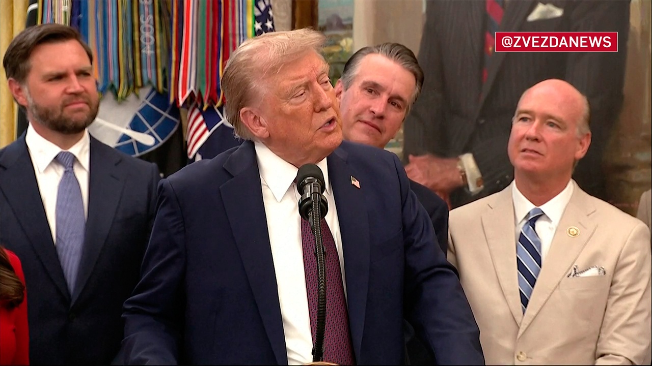 «Байден вообще не работал месяцами»: Трамп ответил на слухи о своей «пропаже» «Байден вообще не работал месяцами»: Трамп ответил на слухи о своей «пропаже»
