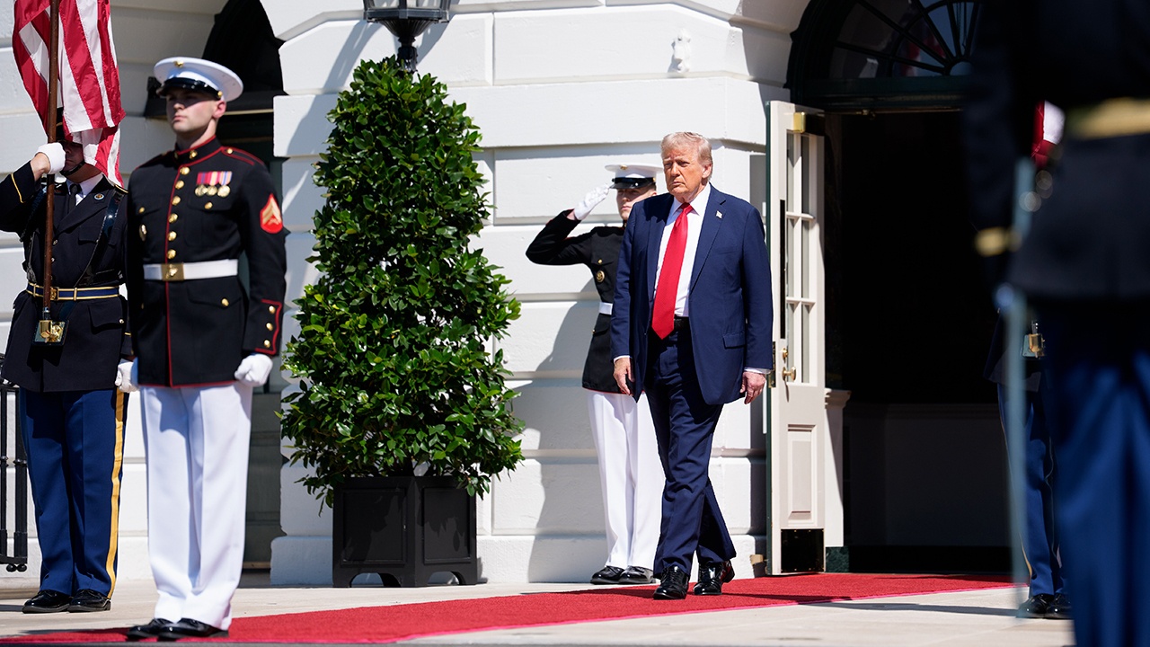 Трамп счел Китай недостаточно благодарным за помощь в годы войны с Японией Трамп счел Китай недостаточно благодарным за помощь в годы войны с Японией