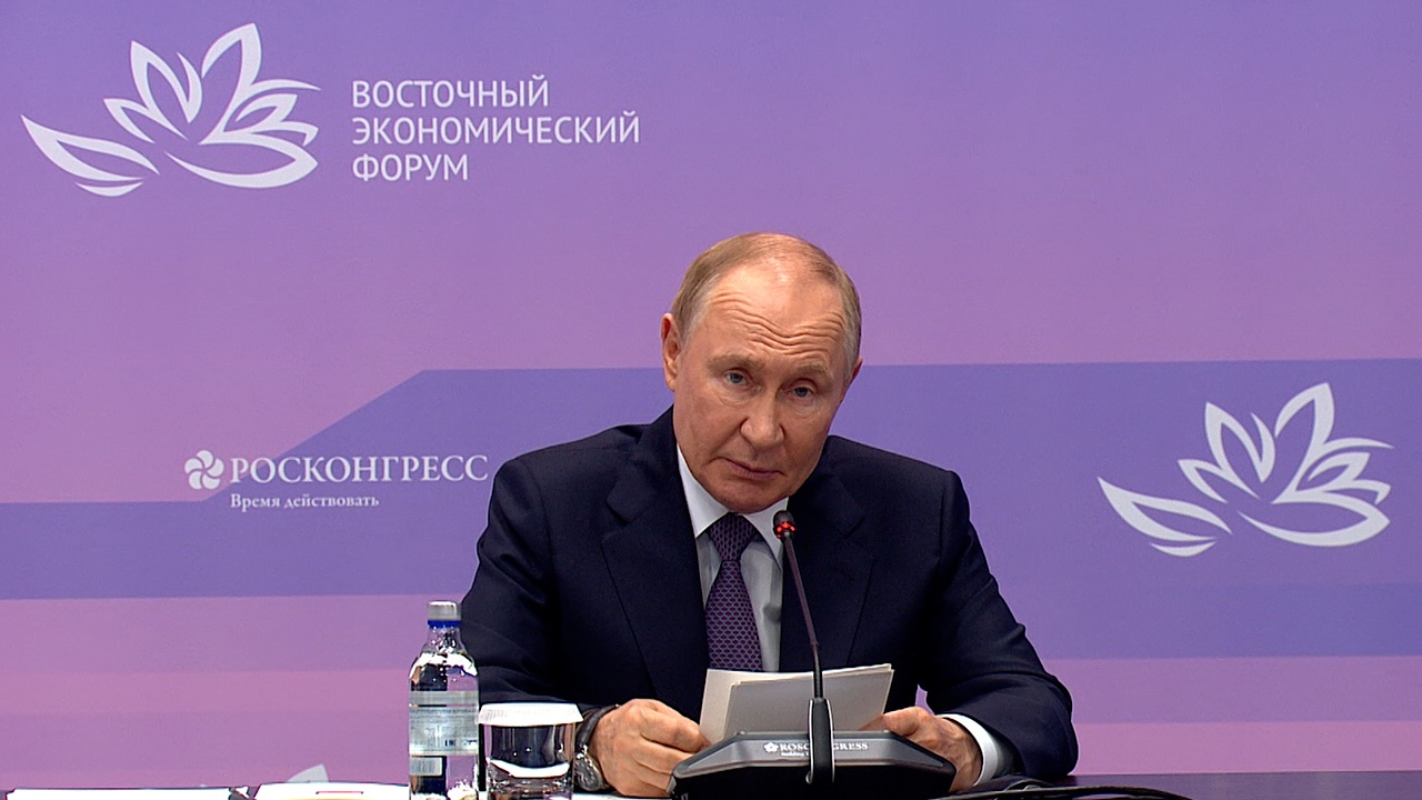 Путин заявил, что угля на Дальнем Востоке хватит на 900 лет Путин заявил, что угля на Дальнем Востоке хватит на 900 лет