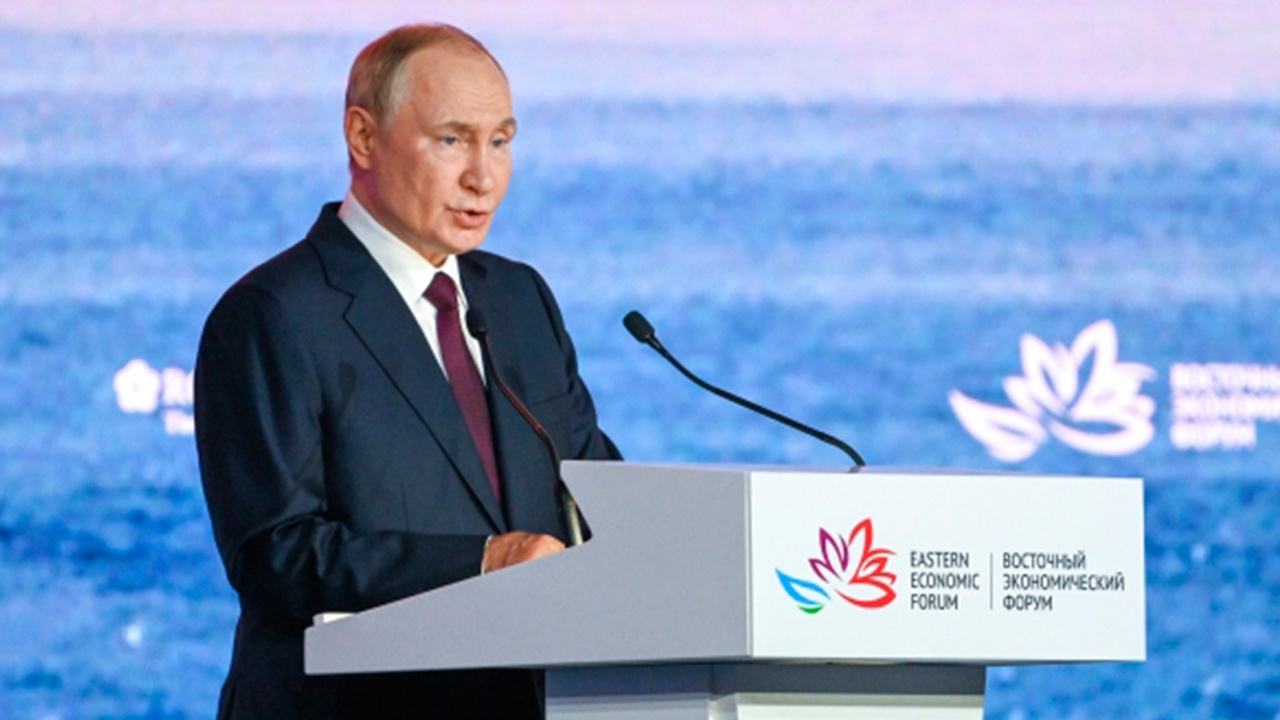 Путин предложил расширить правовой режим по дронам на весь Дальний Восток Путин предложил расширить правовой режим по дронам на весь Дальний Восток
