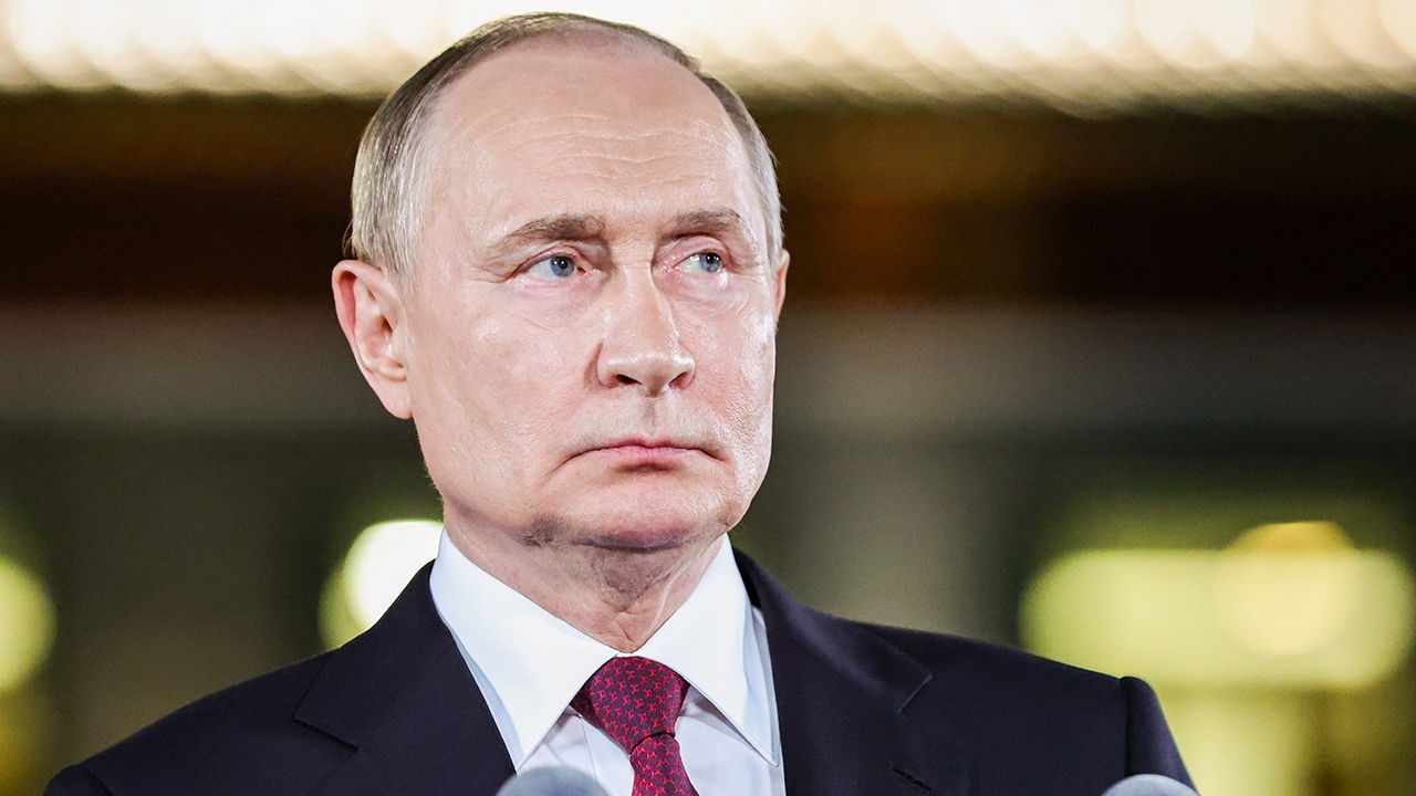 Песков: Путин не интересуется книгами и фильмами о себе
