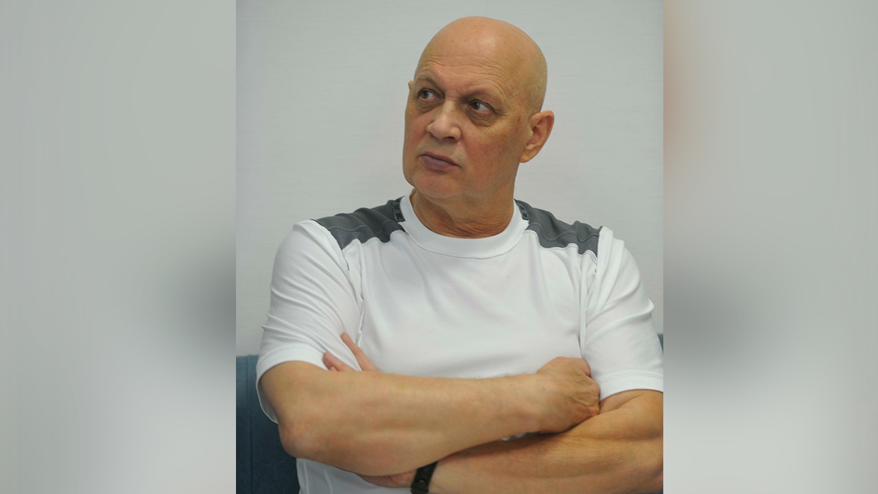 Вдова писателя Головачева назвала причину смерти супруга Вдова писателя Головачева назвала причину смерти супруга