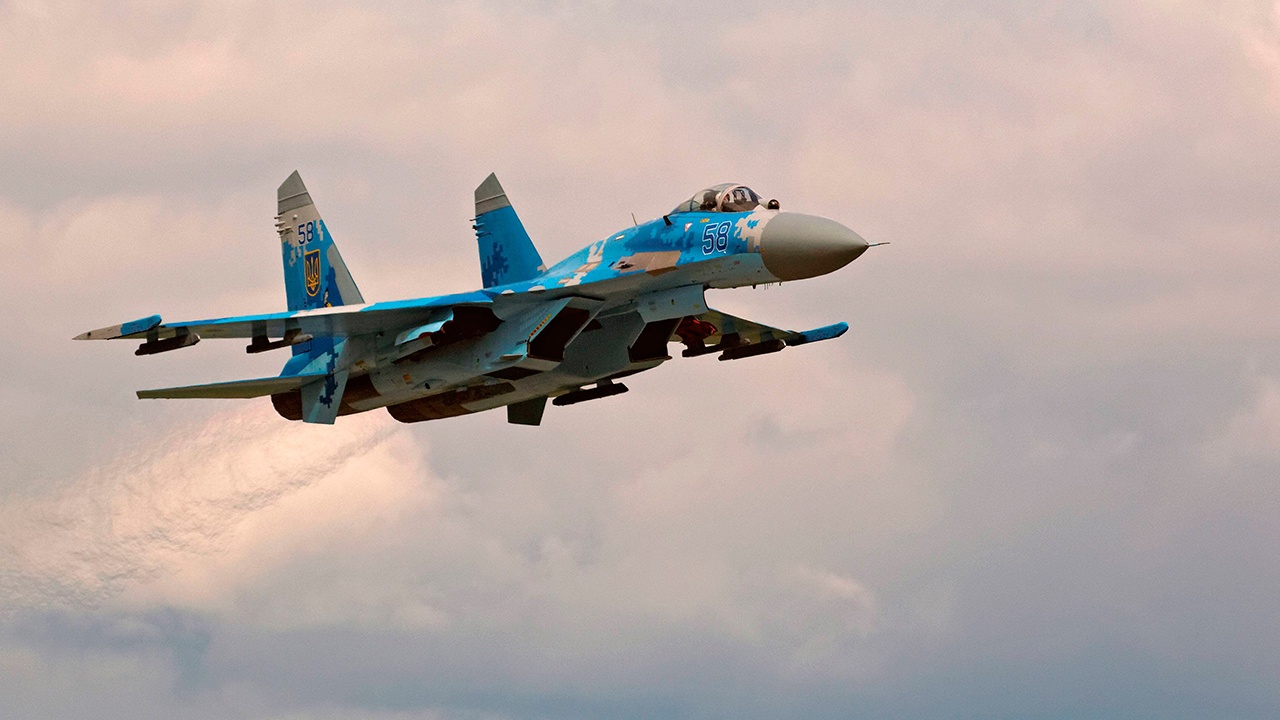 Су-27 ВСУ разбился в Запорожской области, пилот погиб Су-27 ВСУ разбился в Запорожской области, пилот погиб