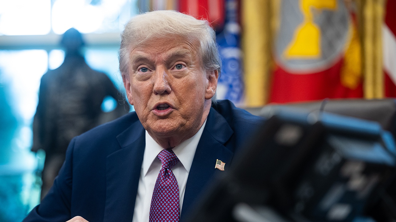 Трамп пообещал наказать всех причастных к убийству Чарли Кирка Трамп пообещал наказать всех причастных к убийству Чарли Кирка