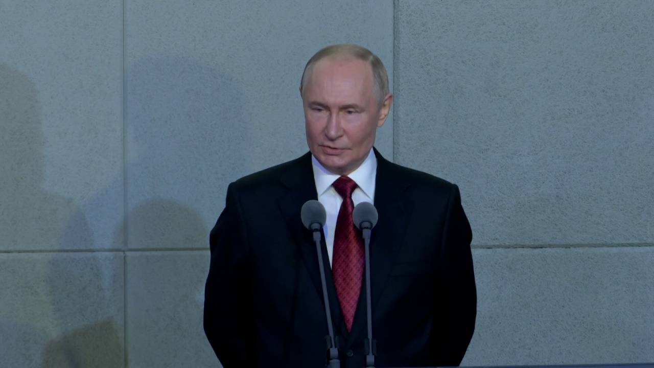 Путин открыл новый Национальный космический центр