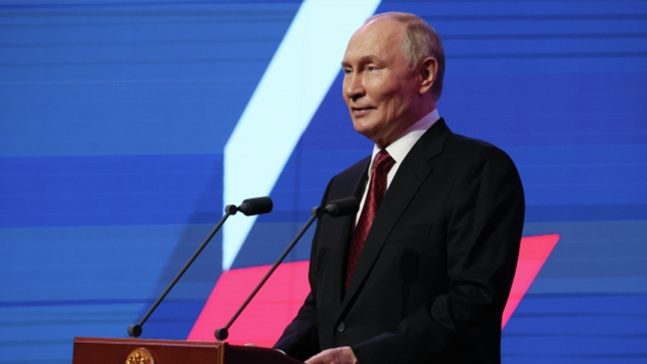 Путин: Москва олицетворяет судьбу и историческую миссию России