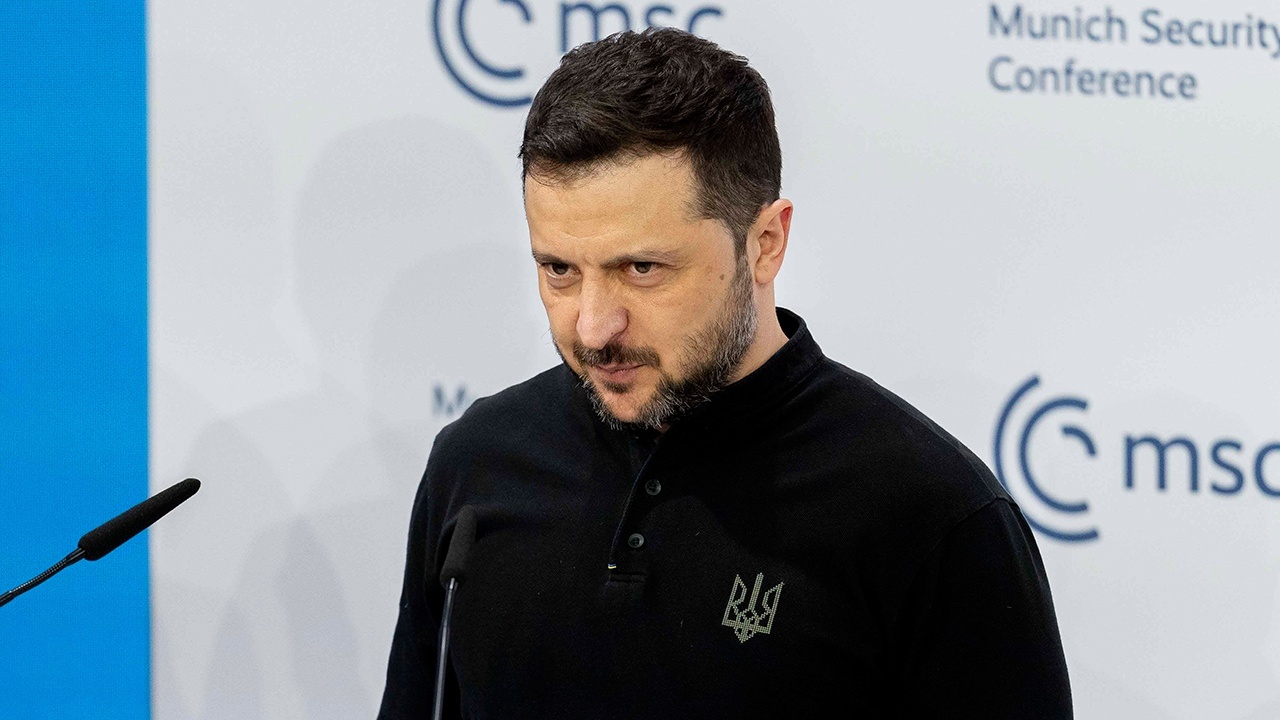 Зеленский заявил, что Киеву нужно 120 миллиардов долларов в год
