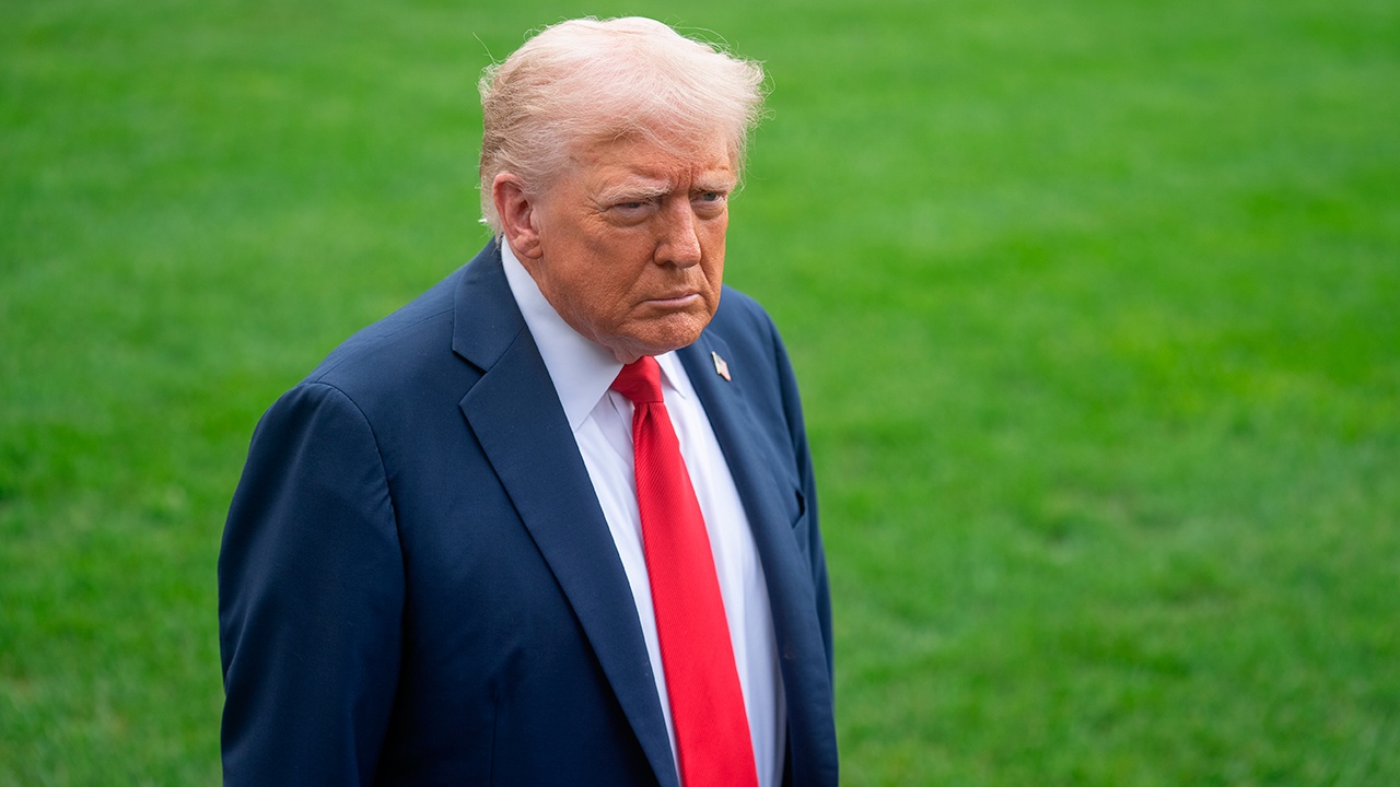 Трамп назвал «довольно хорошей» инициативу Путина о продлении ДСНВ Трамп назвал «довольно хорошей» инициативу Путина о продлении ДСНВ