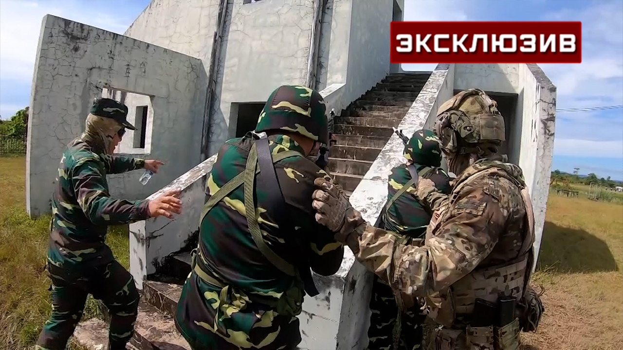 На учениях «Ларос-2025» российские инструкторы поделились опытом СВО На учениях «Ларос-2025» российские инструкторы поделились опытом СВО