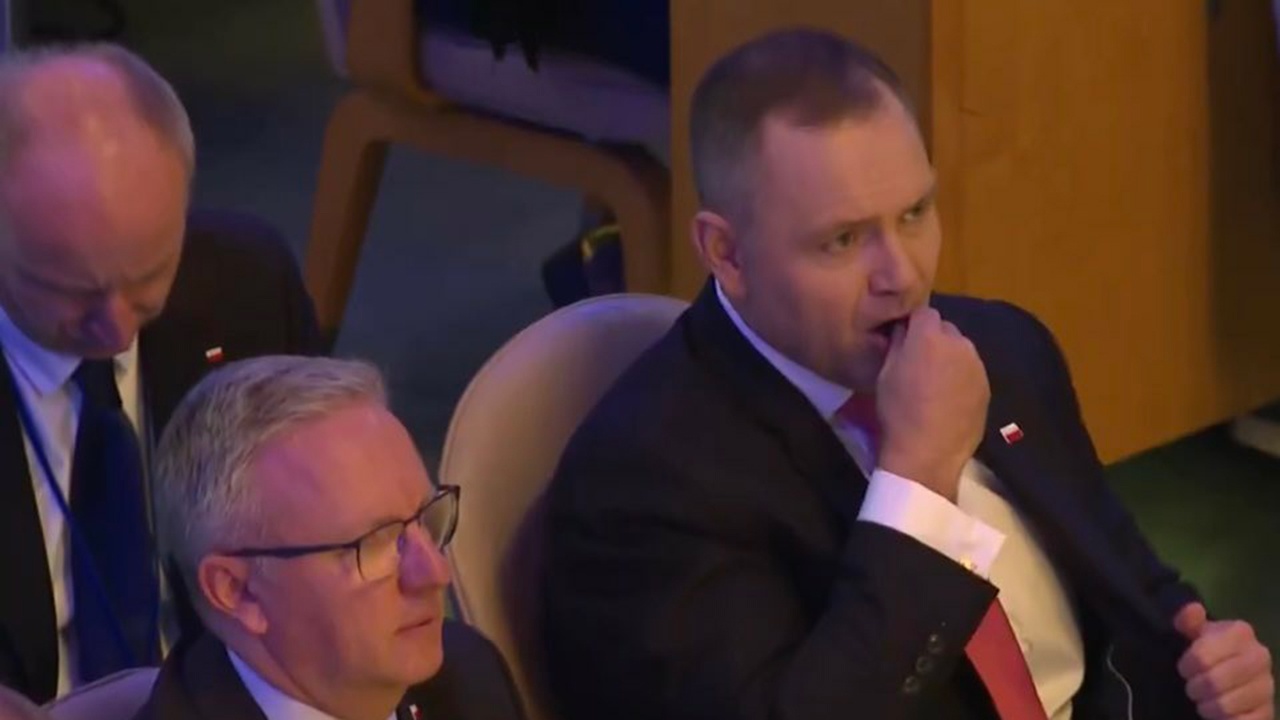 «Вдохнул воздух свободы»: Захарова о кадрах с Навроцким на Генассамблее ООН