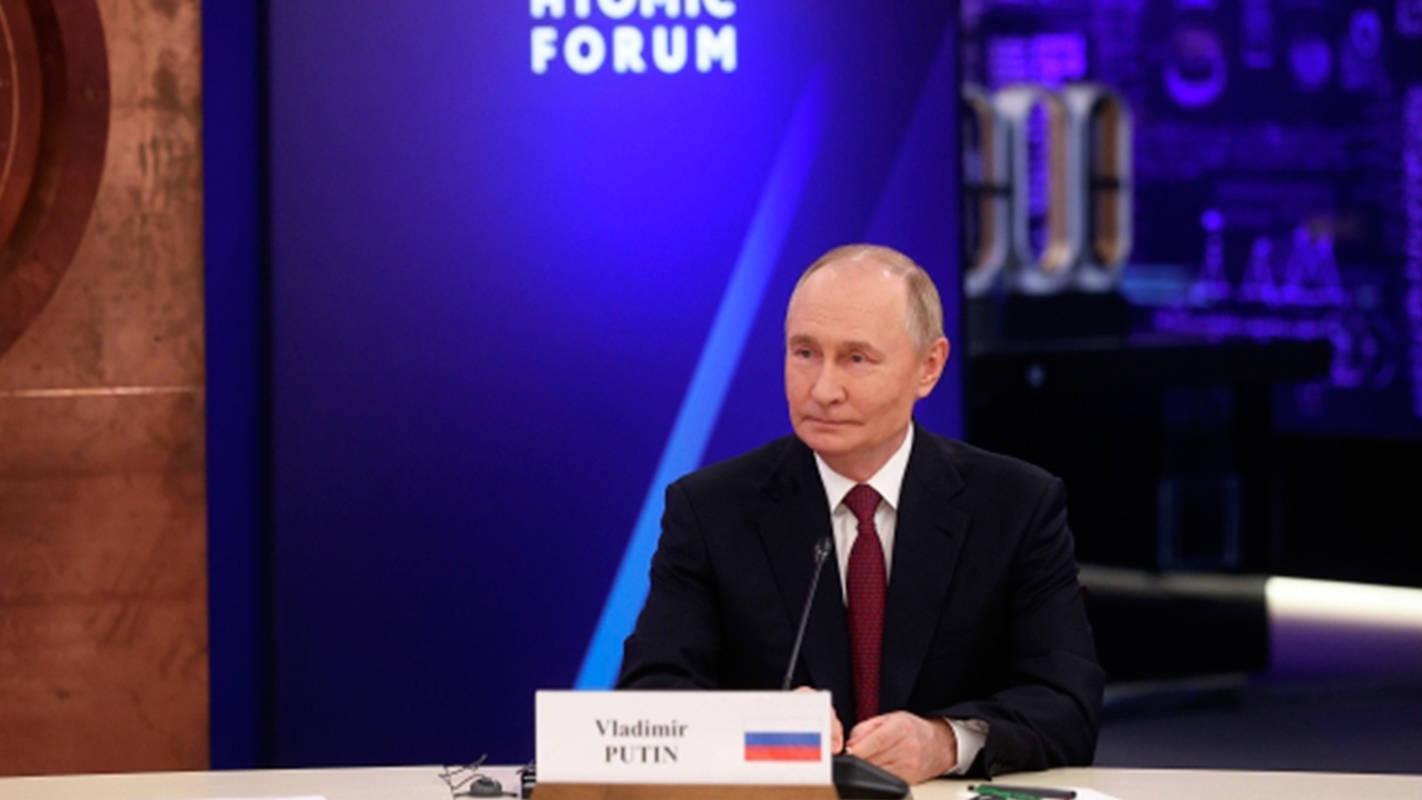 Путин объявил о запуске первой ядерной энергосистемы с замкнутым циклом