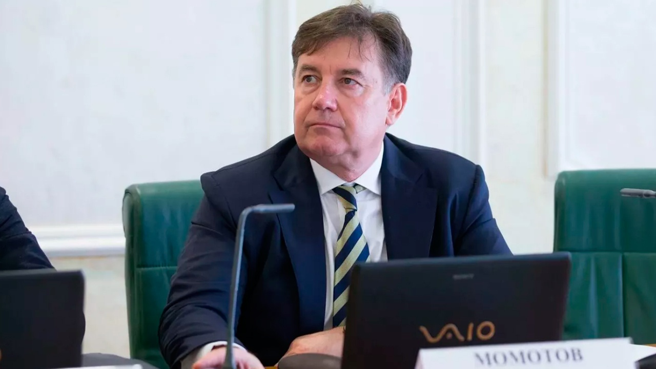 Секретаря Пленума Верховного суда Момотова сняли с должности