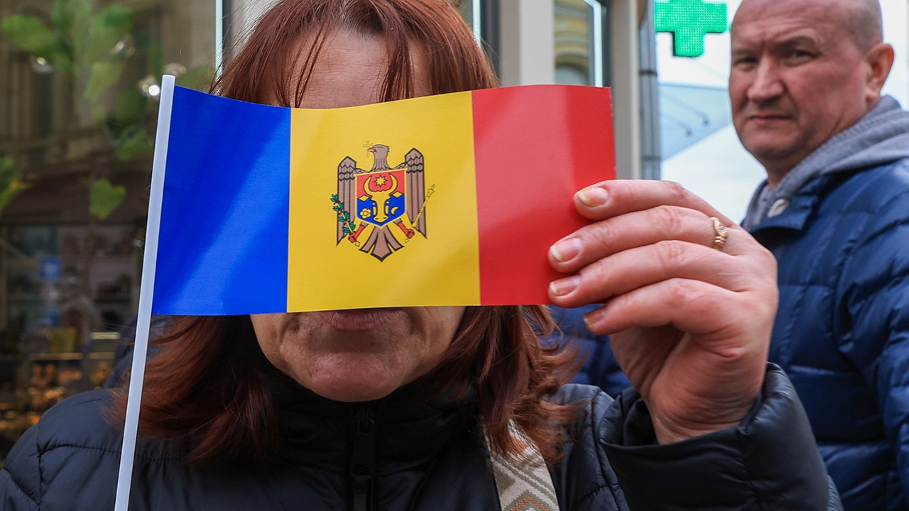 ЦИК Молдавии отстранил депутатов «Сердца Молдовы» от парламентских выборов