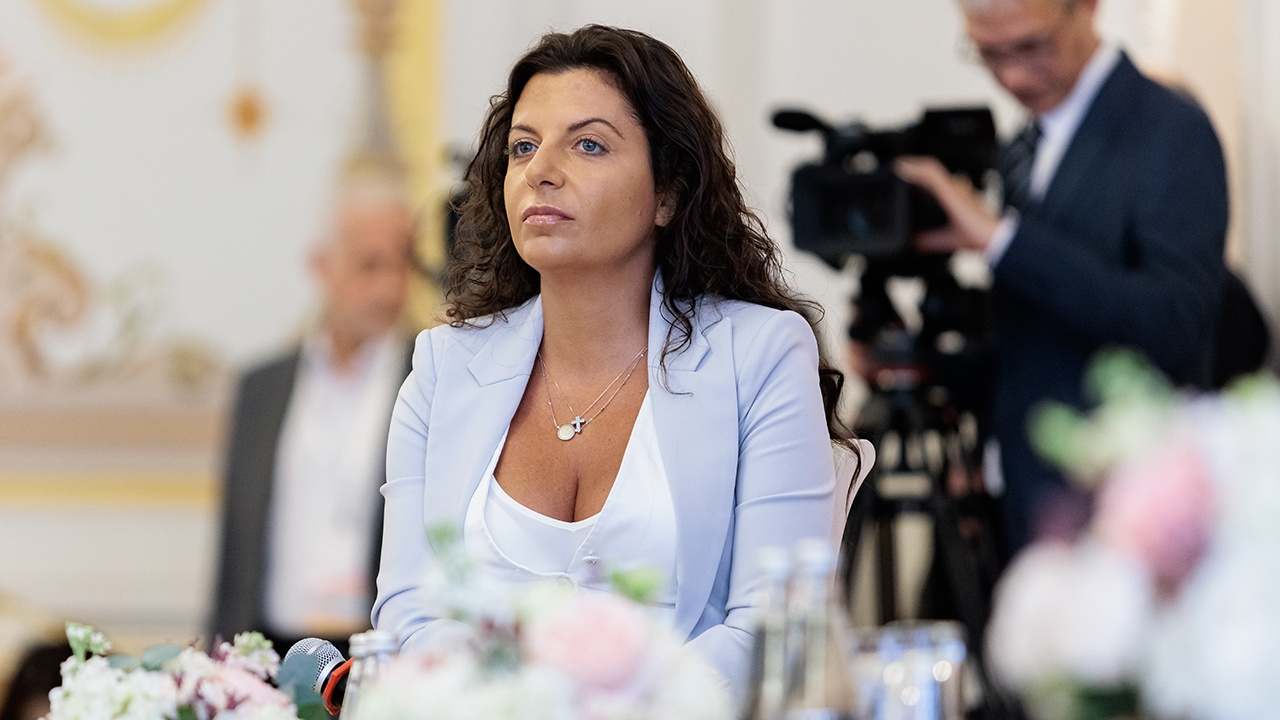 «Спасибо всем, кто молился»: Симоньян прокомментировала смерть супруга