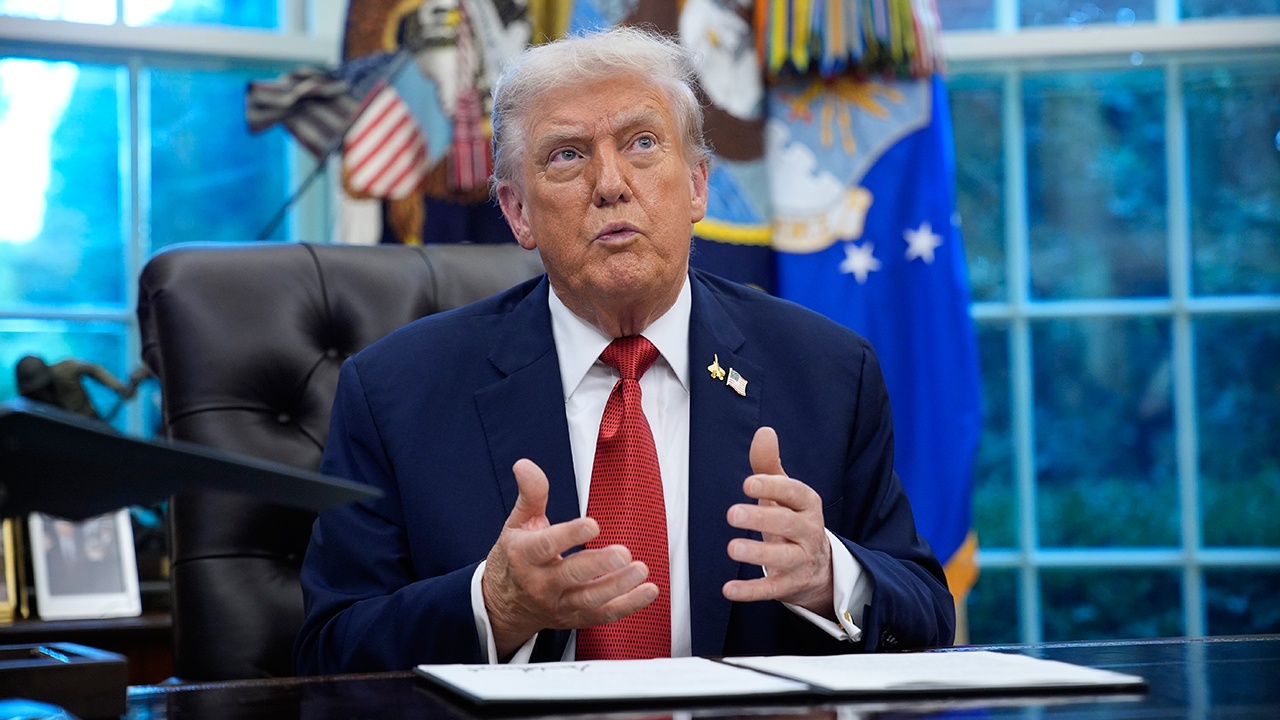 Трамп призвал Хегсета предоставить войска для защиты Портленда от «Антифа»
