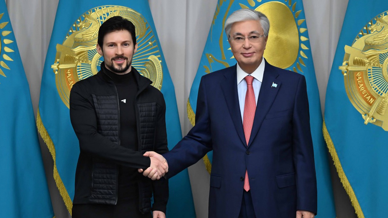 Дуров заявил, что приехал в Казахстан не для поиска жены