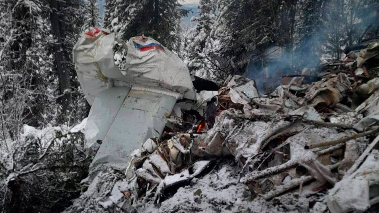 Один человек погиб при жесткой посадке Ан-2 в Красноярском крае