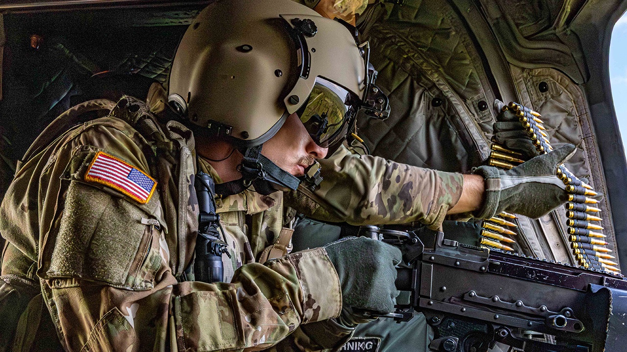 В США 1,3 млн военных США остались без зарплаты из-за шатдауна