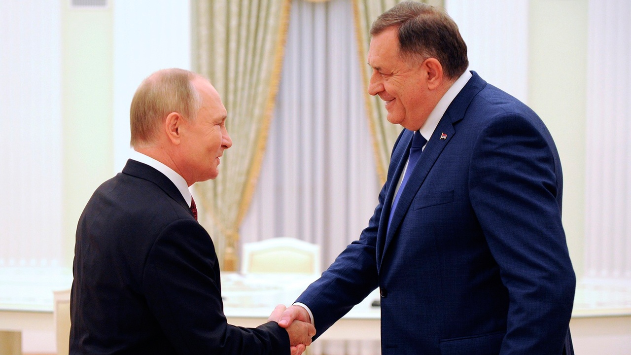 Додик призвал Путина не оставлять Республику Сербскую на откуп ЕС