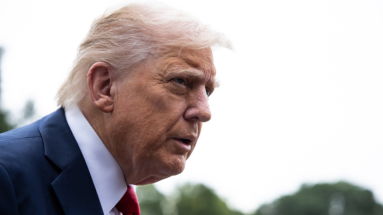 Трамп заявил, что почти принял решение по поводу поставок «Томагавков» Киеву