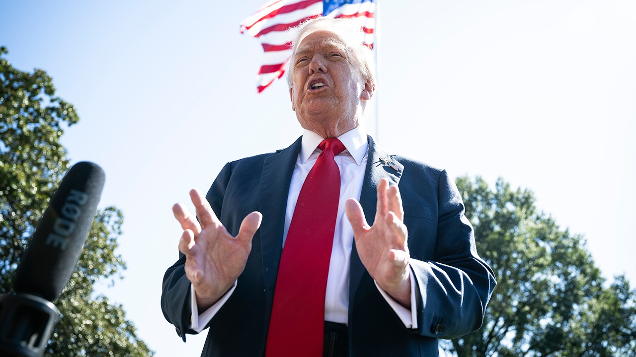 NYT: Трамп отказался от решения конфликта с Венесуэлой мирным путем