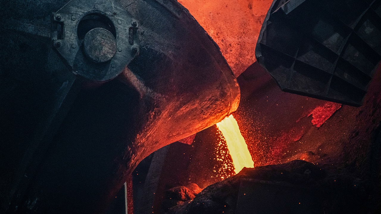 Еврокомиссия планирует установить пошлину на сталь на уровне 50%.