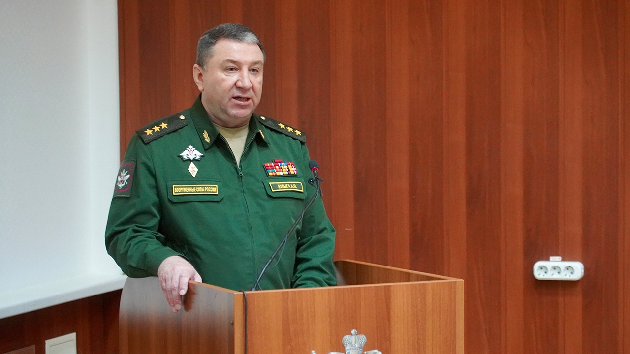 Булыга поздравил личный состав ГРАУ с годовщиной образования управления