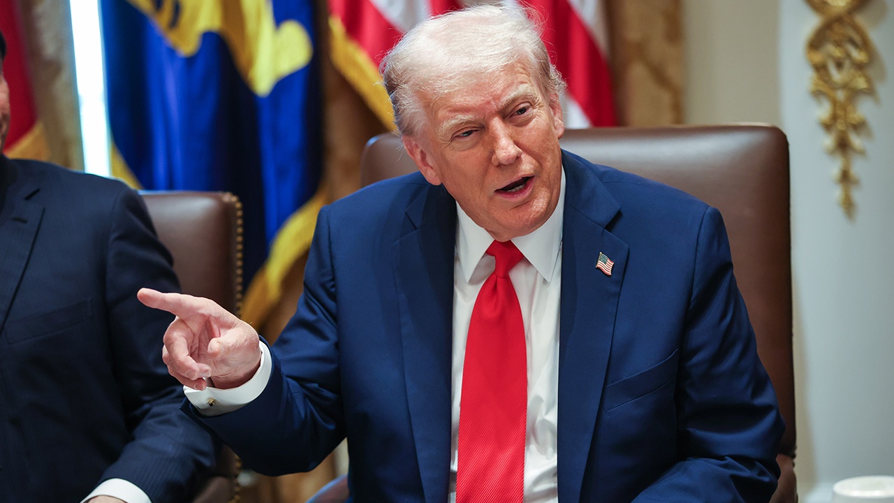 Трамп: встреча с Си Цзиньпином больше не имеет смысла Трамп: встреча с Си Цзиньпином больше не имеет смысла