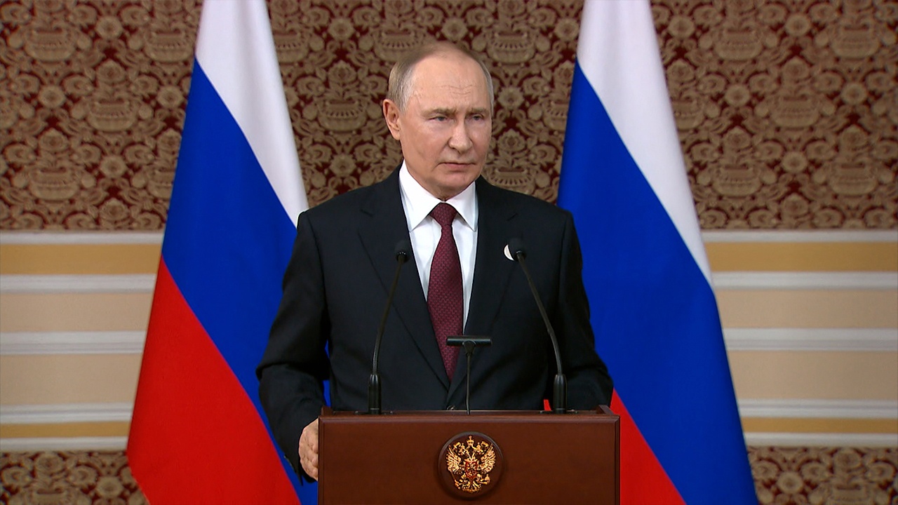 «Понт присутствует»: Путин сыронизировал над угрозами Зеленского ударить по РФ