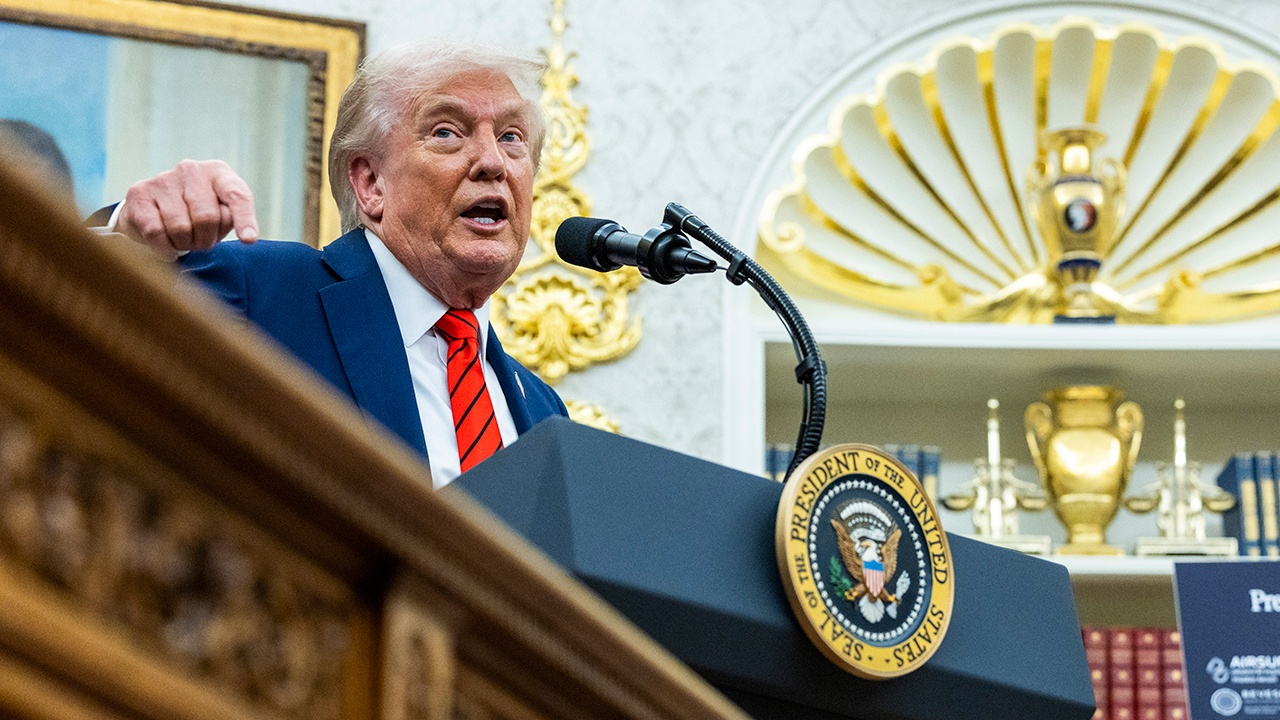 Трамп поручил выплатить зарплаты военным, несмотря на шатдаун