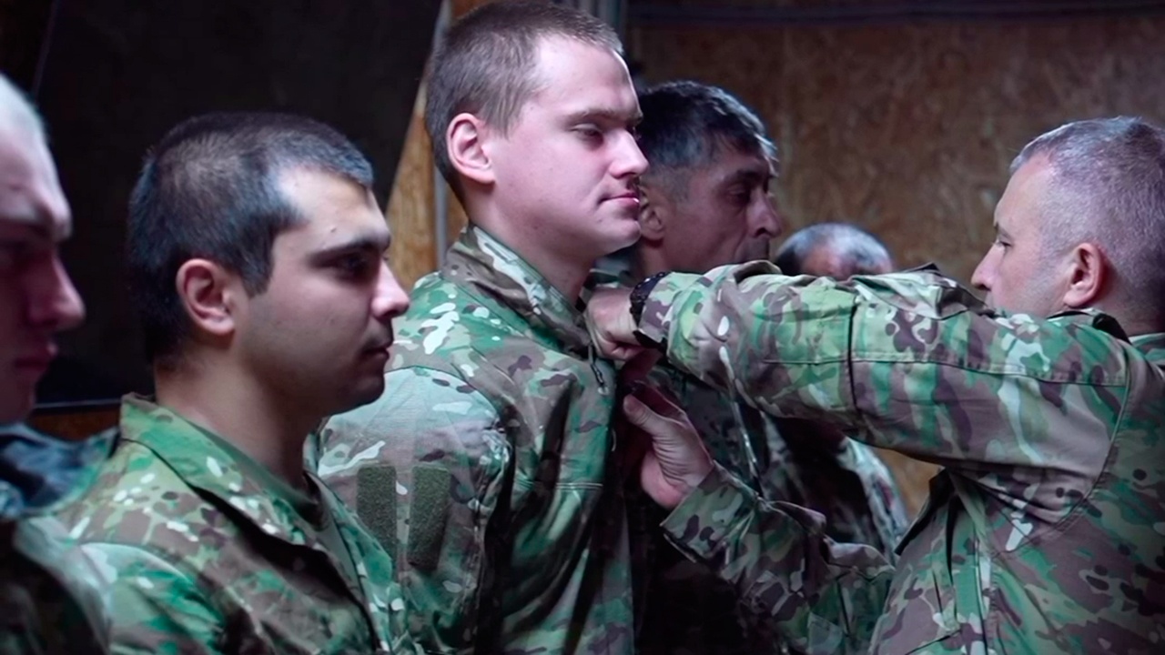 На передовой наградили десантников Ивановского соединения ВДВ