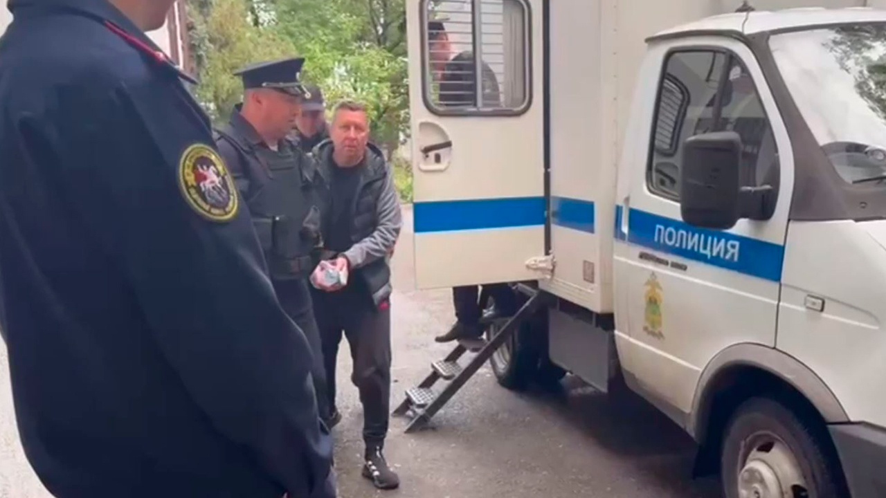 Суд арестовал главу Крымского района Кубани Сергея Леся