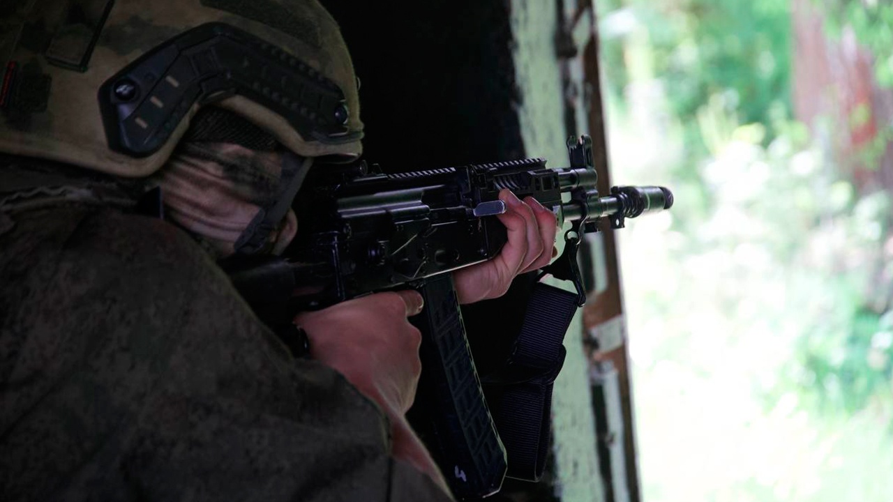 Российские войска вошли в восточные районы города Димитров в ДНР